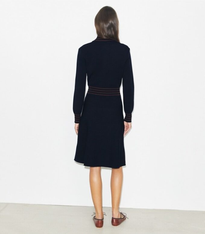 A-Line Turtleneck Zip Elbise A-Line Turtleneck Zip Elbise