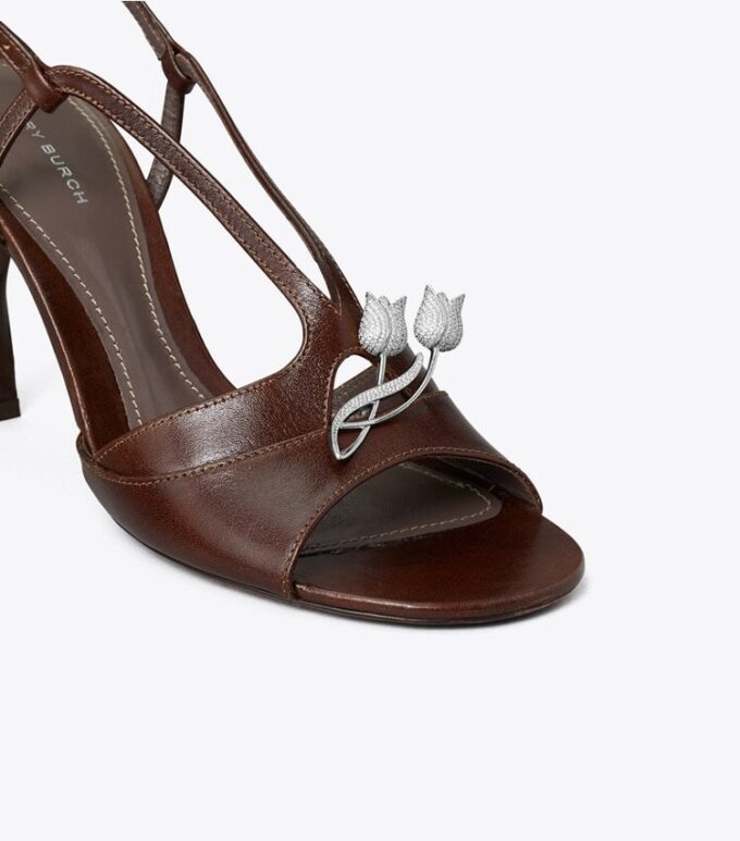 Bükümlü Topuklu Sandal Bükümlü Topuklu Sandal