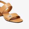 Döner Kilit Topuklu Sandal