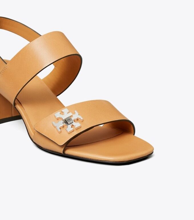 Döner Kilit Topuklu Sandal
