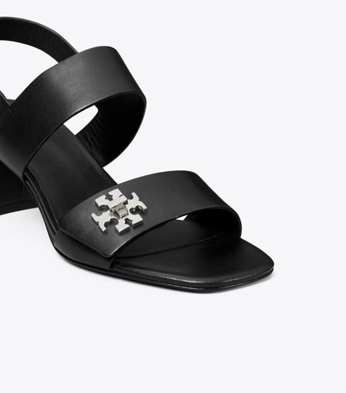 Döner Kilit Topuklu Sandal