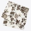 Happy Times Bouquet Kare Masa Örtüsü, 70″ X 70″ Happy Times Bouquet Kare Masa Örtüsü, 70″ X 70″
