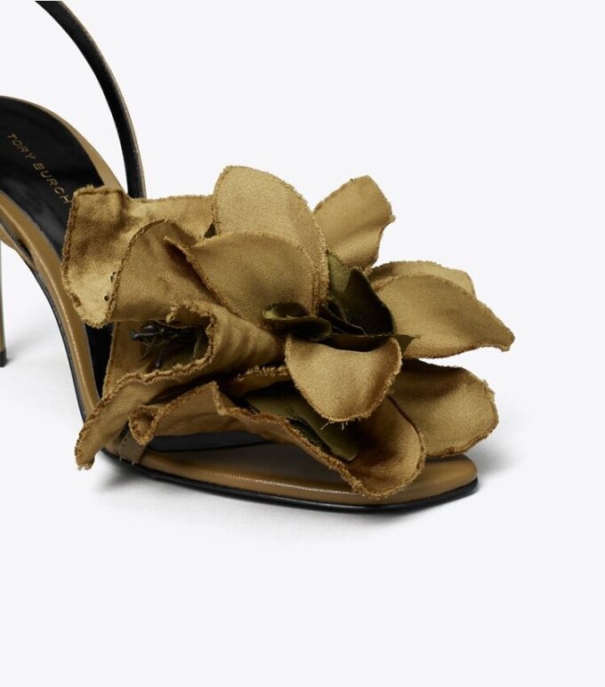 Çiçek Topuklu Sandal Çiçek Topuklu Sandal