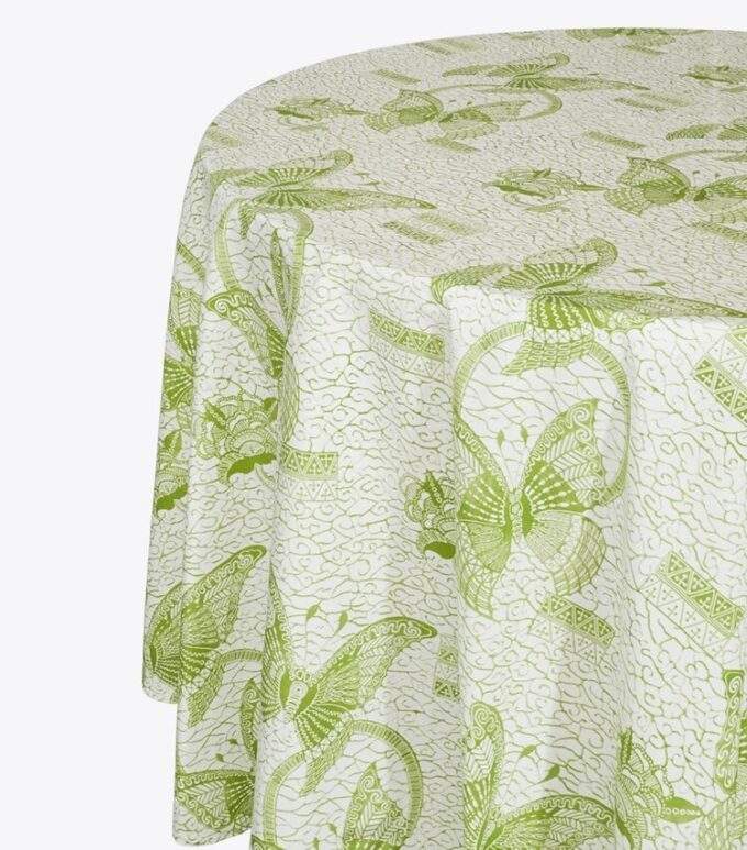 Kelebek Batik Yuvarlak Masa Örtüsü, 108″ Kelebek Batik Yuvarlak Masa Örtüsü, 108″