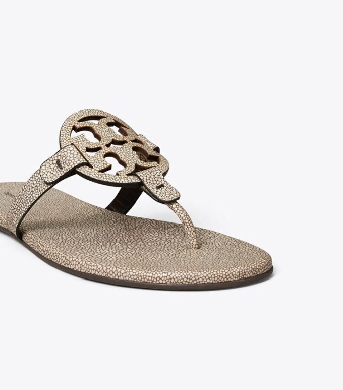 Miller Kabartmalı Deri Sandal Miller Kabartmalı Deri Sandal