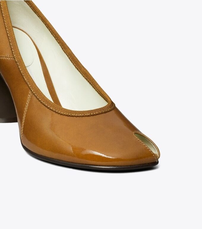 Peep-Toe Pump