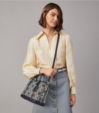Perry T Monogram Küçük Üç Bölmeli Tote Çanta Perry T Monogram Küçük Üç Bölmeli Tote Çanta