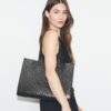 T Monogram Kabartmalı Tote T Monogram Kabartmalı Tote