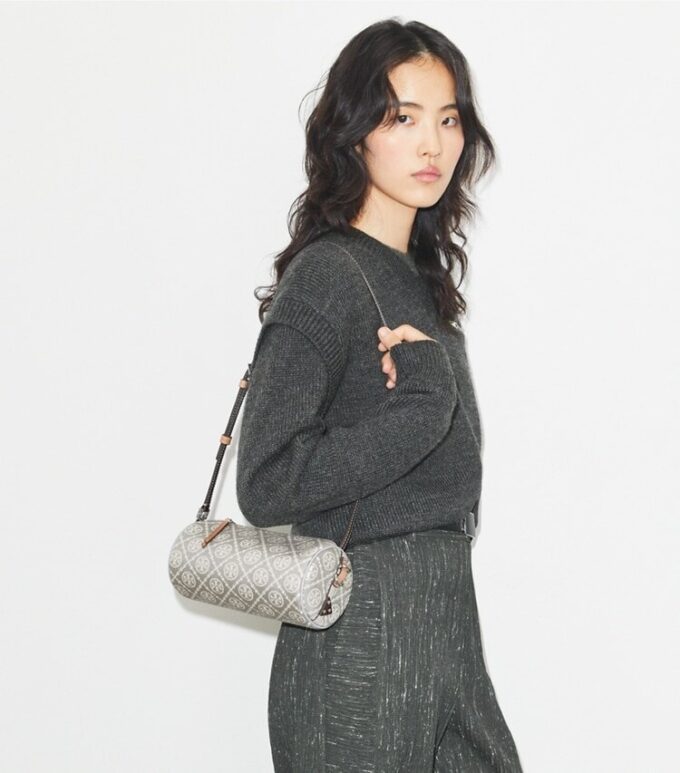 T Monogram Utility Silindir Çanta T Monogram Utility Silindir Çanta